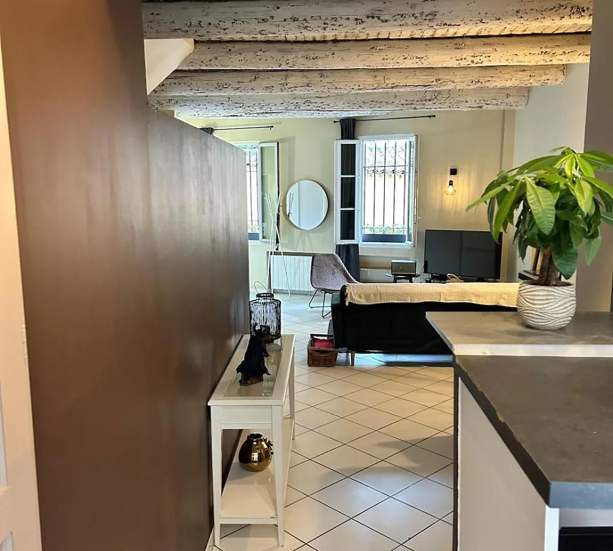 Grand Loft Et Terrasse Privee - Coeur Historique D'Aix ! Lägenhet Aix-en-Provence Frankrike